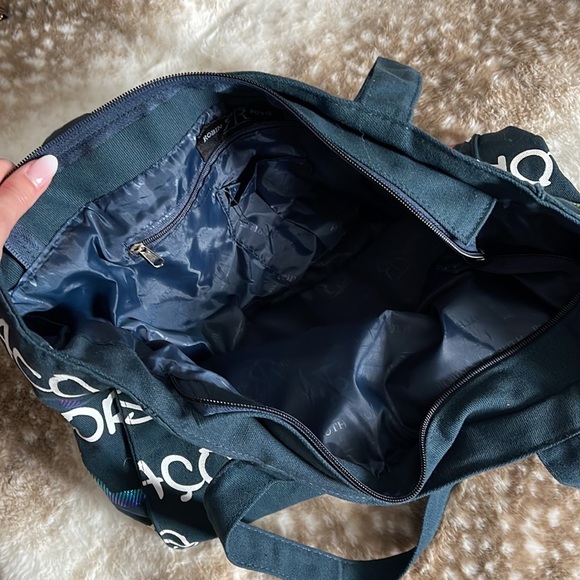 Robin Ruth | Canvas Bag - Picture 2 of 2